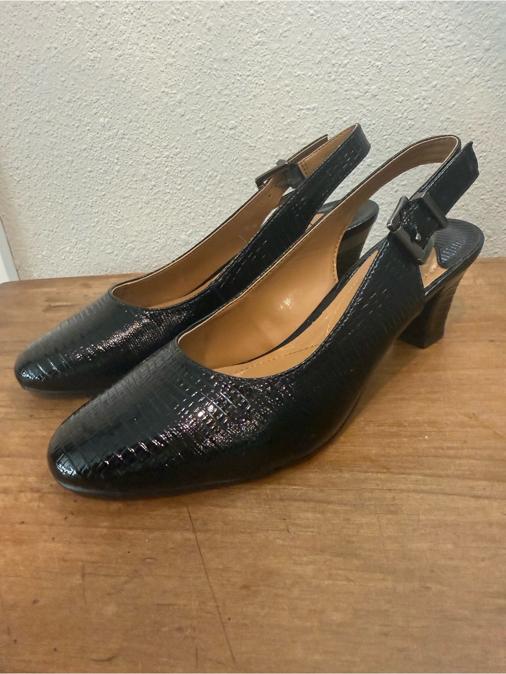 J. Renee Malree Black Lizard Print Patent Slingback Heels Size 7M